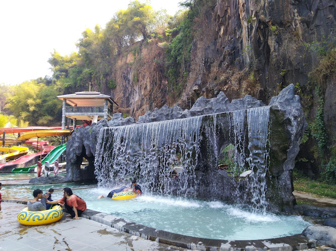 Pesona Nirwana Waterpark — attractions